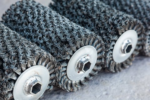 Disc brush for deburring and finishing operations